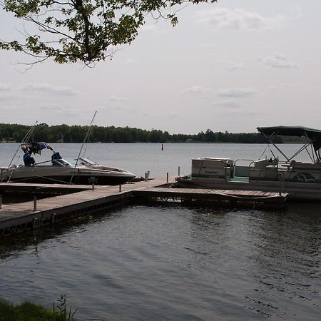 Woodland Estate Resort Campbellford Экстерьер фото